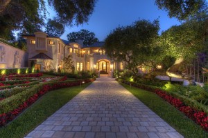 LuxuryHome1