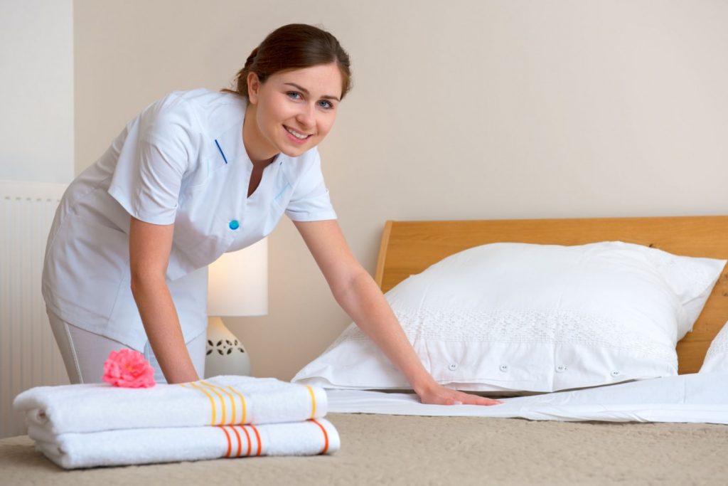 How Much Is A Full Time Housekeeper Uk